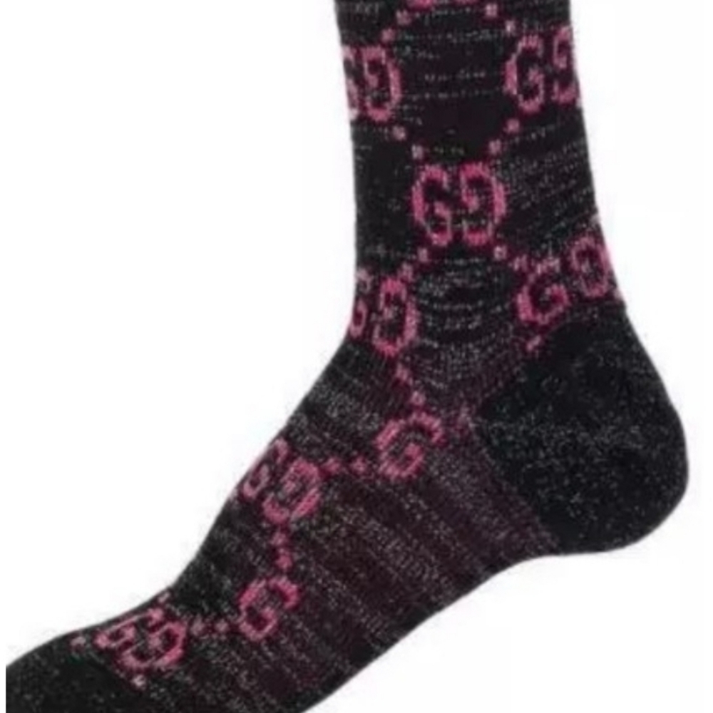 Authentic GUCCI BLACK AND PINK LAME NEW CURRENT GG COTTON KNEE- HIGH SOCKS